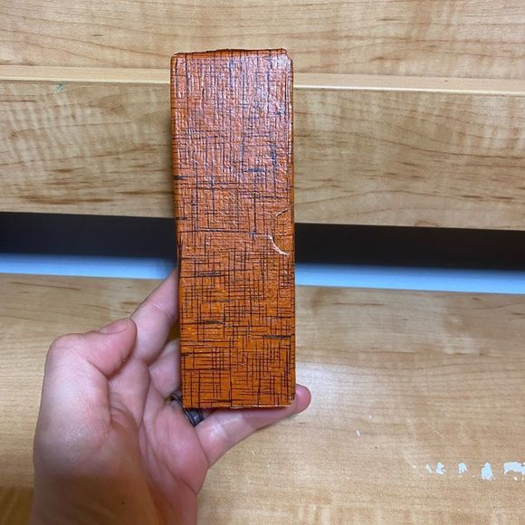 Elegant Brown Scroll with Intricate Design - Picture 11 of 13